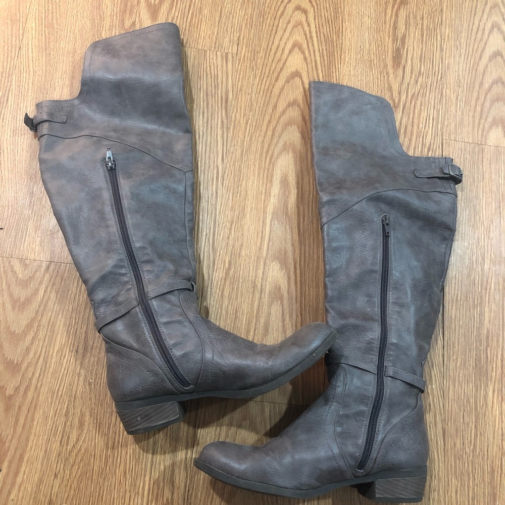 Over the knee Gray boots